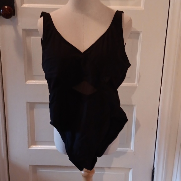 Vintage Anne Klein black bathing swimsuit 🩱 14 - Picture 1 of 4